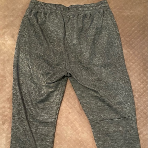 Grey Puma Sweats - Picture 2 of 3